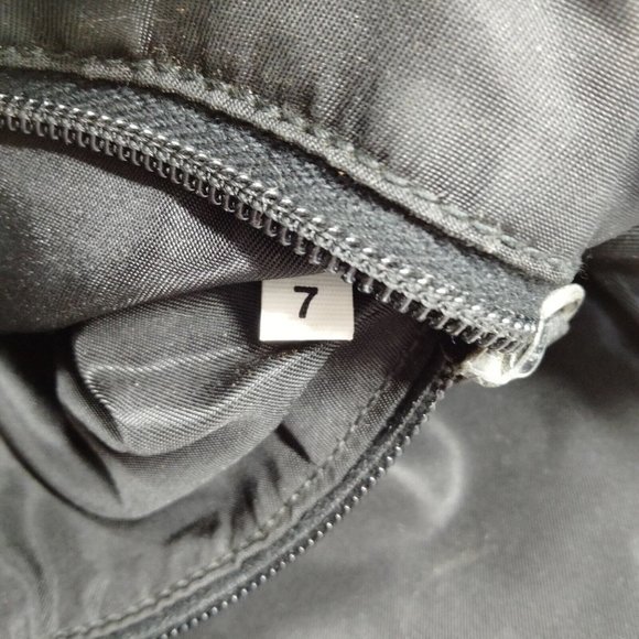 Prada Hand Bag Green Nylon 1271729 - Picture 9 of 9